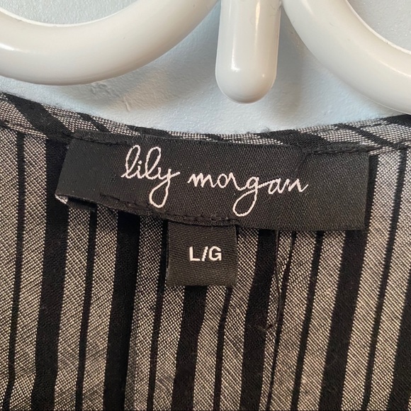 Striped Ruffle Blouse - Picture 10 of 10